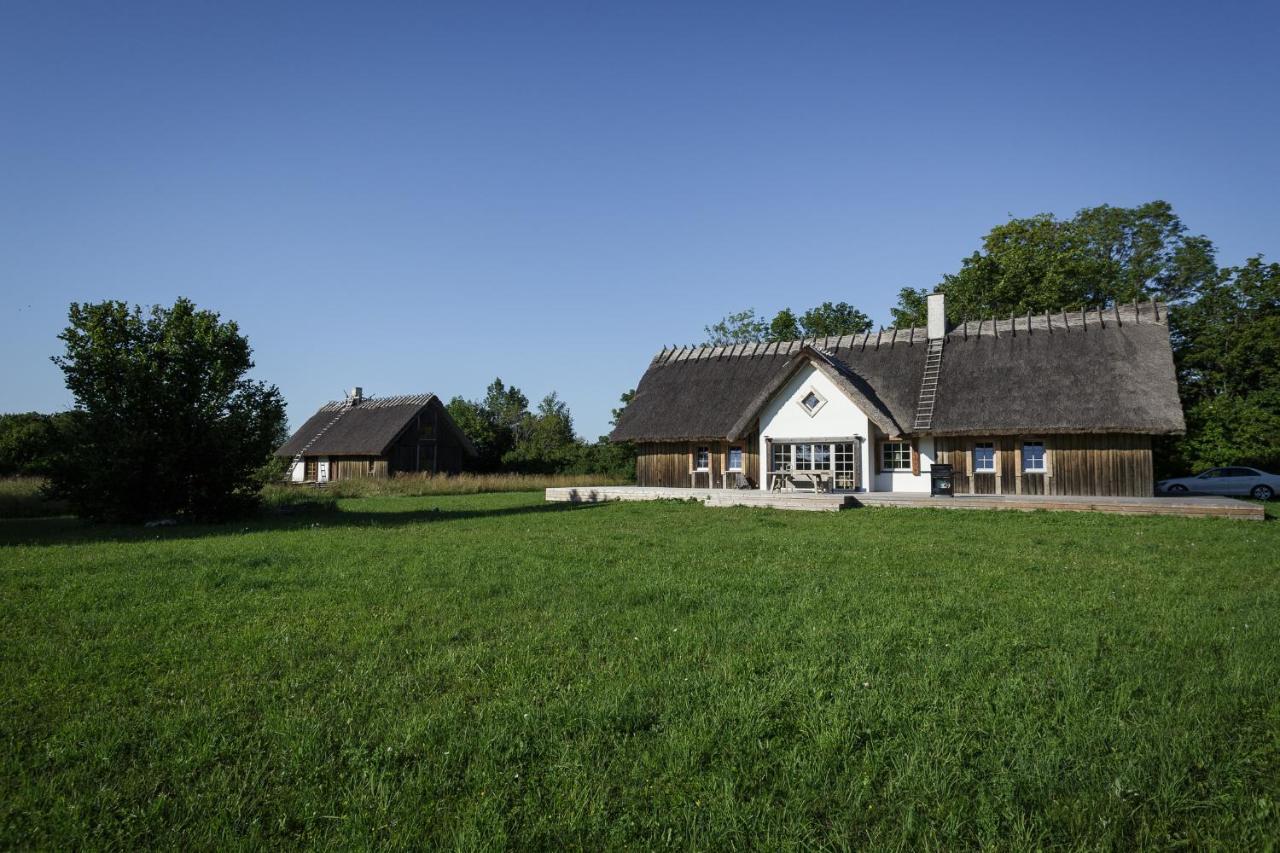 Villa Bumba Liigalaskma Екстериор снимка